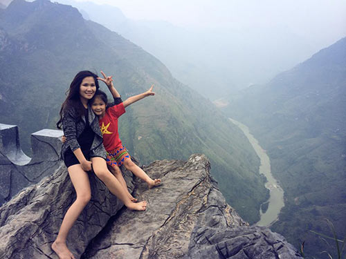 Cô bé Hà Nội 7 tuổi lọt top 10 mẫu nhí trên báo Mỹ - 11