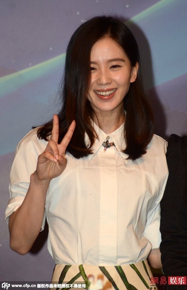 Lưu Thi Thi bị chê già nua, nhăn nheo - 1