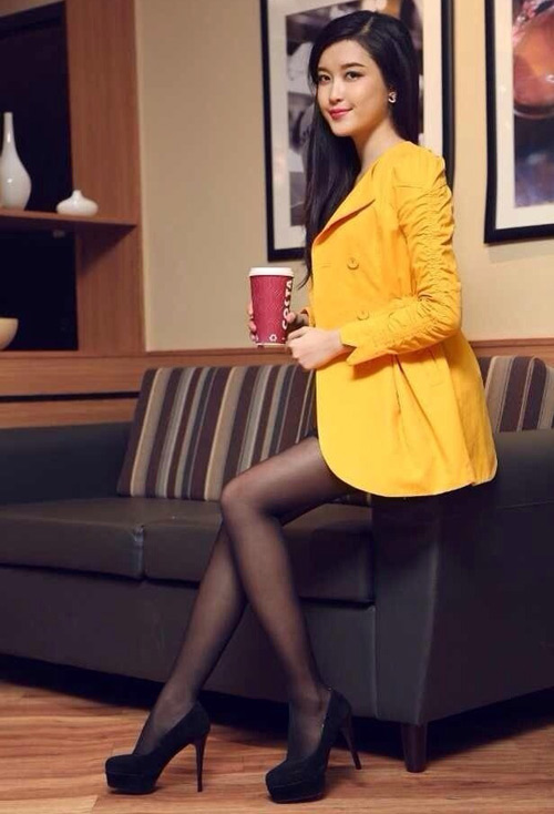 Ảnh gợi cảm ít được biết của Á hậu Huyền My - 11