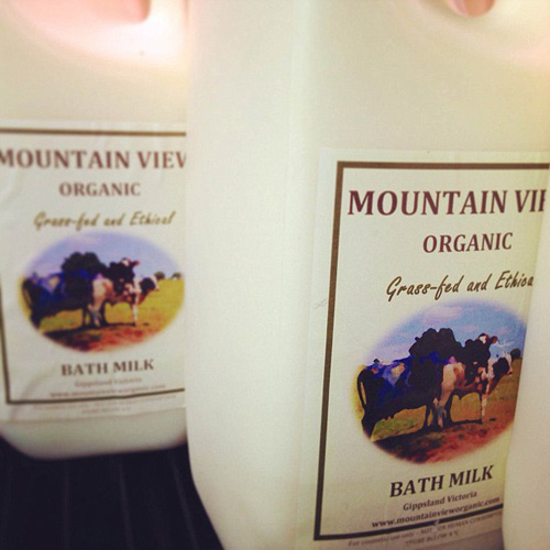 Trẻ 3 tuổi chết vì uống sữa chưa tiệt trùng ở Úc - 2