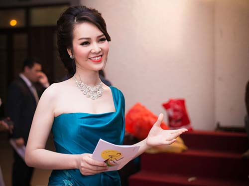 Hoa hậu VN - Trí tuệ hay sắc đẹp sẽ tỏa sáng? - 5