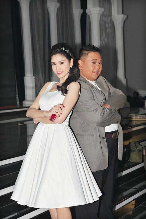 HH Jennifer Chung xinh đẹp hội ngộ danh ca Ý Lan - 15