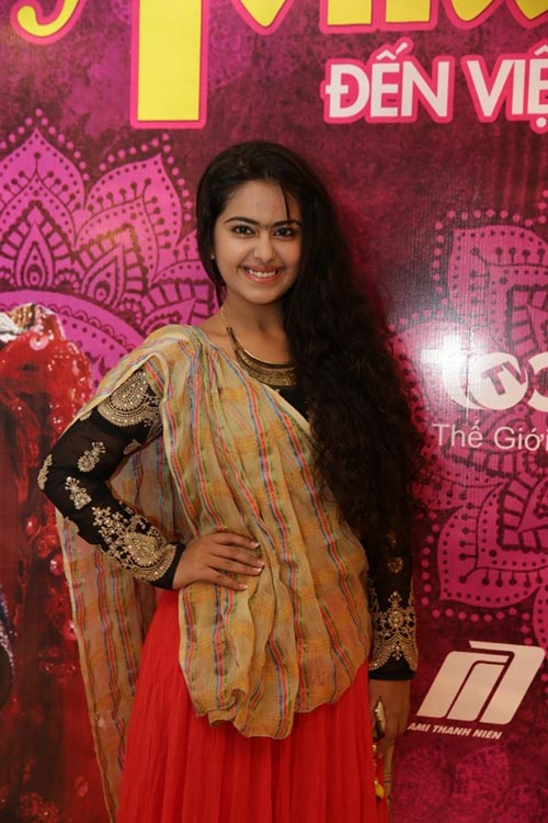 Avika Gor khoe giọng hát trong trẻo khiến fan thích thú - 1