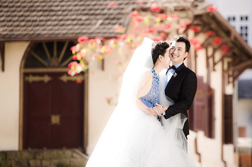 Thiệp cưới giản dị của Lê Khánh và bạn trai 10 năm - 5