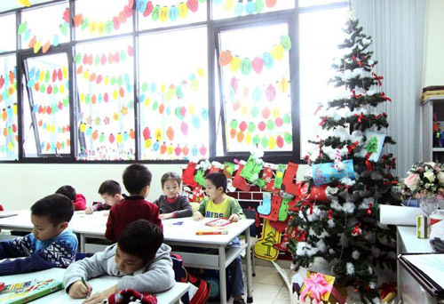 Trường mầm non, tiểu học tưng bừng đón Noel - 7
