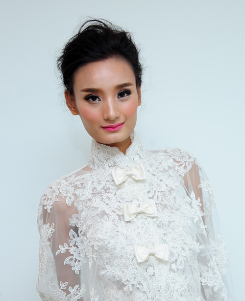 3 nàng dâu quot;xông đấtquot; showbiz Việt đầu năm 2015 - 1