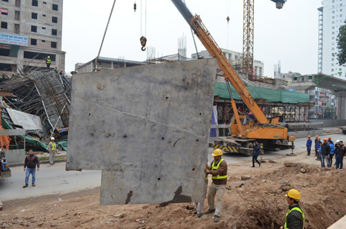 Vụ sập giàn giáo đường sắt trên cao: Lời kể lái xe - 3