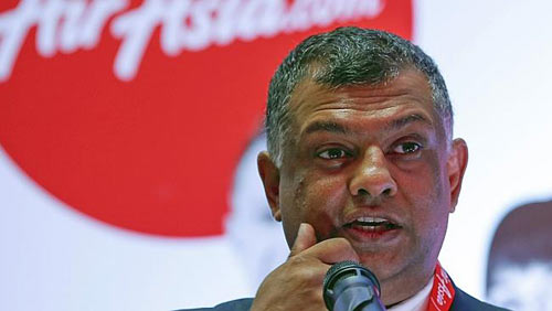 Tony Fernandes, ông chủ của AirAsia là ai? - 1