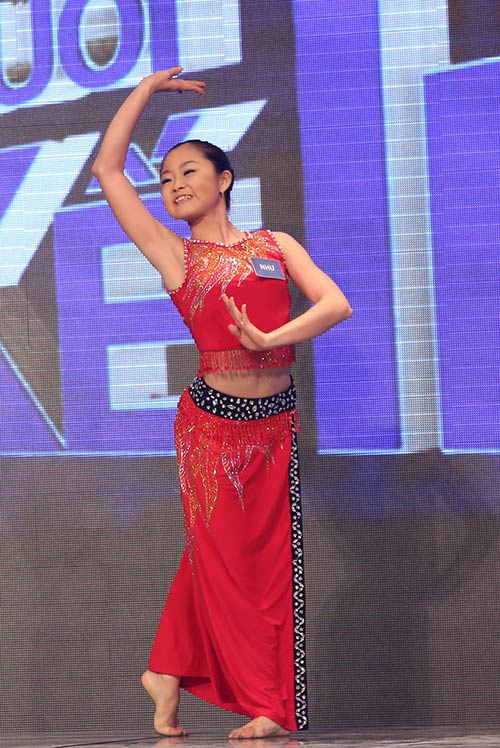 MC Đại Nghĩa “mê mệt” điệu múa Thái của Lâm Tố Như - 4