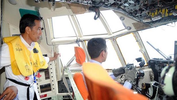 Trực tiếp: Đã tìm thấy 10 thi thể nạn nhân QZ8501 - 5