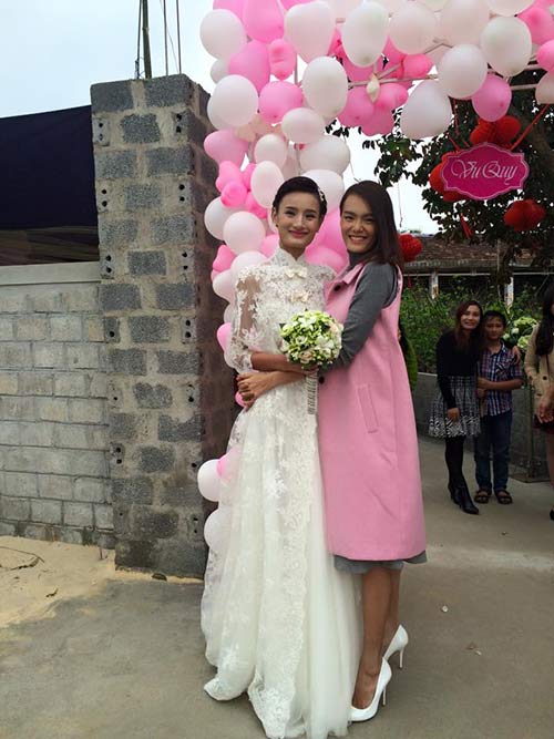 Đỗ Mạnh Cường về Quảng Bình dự lễ cưới của quot;gà cưngquot; - 3