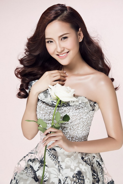 Ứng viên Hoa hậu Hoàn vũ VN 2015 rạng ngời trước quot;giờ Gquot; - 1