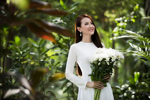 Ứng viên Hoa hậu Hoàn vũ VN 2015 rạng ngời trước quot;giờ Gquot; - 16