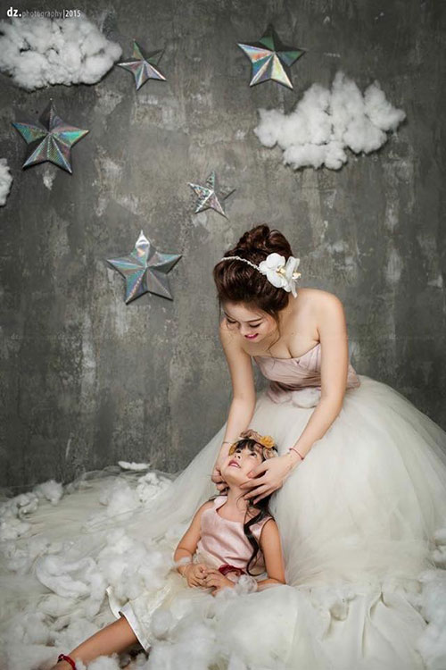 Single mom Hà Thành xinh đẹp lần thứ 2 mặc váy cưới vì con - 5