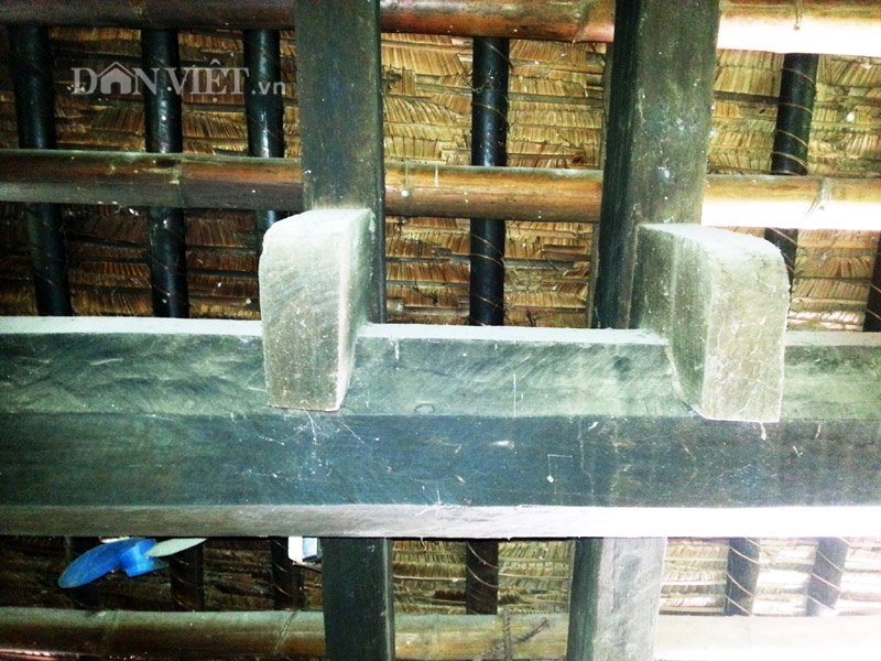 Chiêm ngưỡng ngôi nhà sàn cổ bằng gỗ quý hiếm ở xứ Thanh - 11