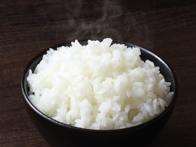 Mẹo hay chữa cơm sống, khê, nhão - 1