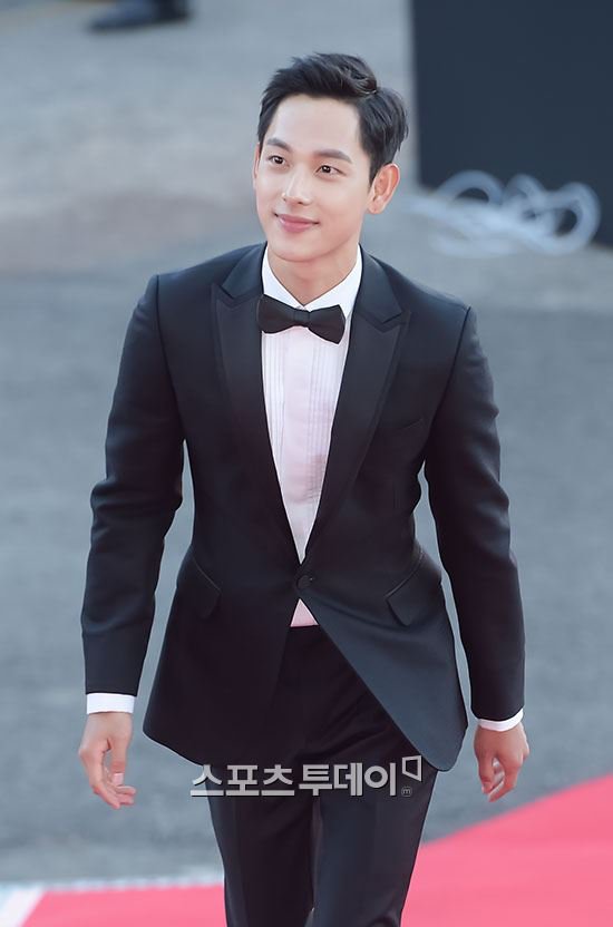 Kim Soo Hyun thắng giải Daesang tại Korea Drama Awards - 12