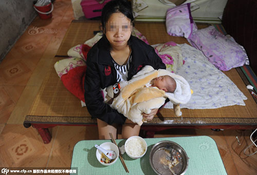Bé gái 16 tuổi thành mẹ đơn thân vì bạn trai lừa dối - 1