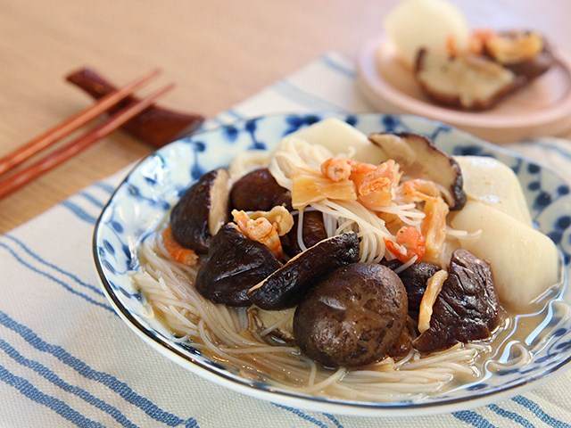 Mì nấm tôm khô dễ ăn cho bữa sáng - 11