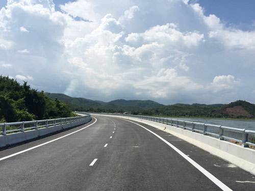 Quảng Ngãi: Hơn 750 ngày quot;may áoquot; mới cho quốc lộ 1A - 6