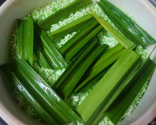Xôi lá dứa hạt sen thơm ngon - 3