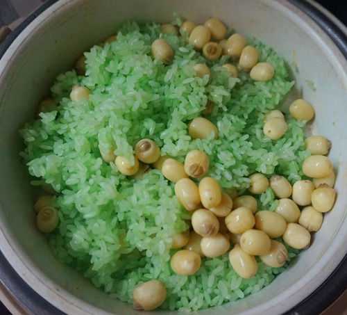 Xôi lá dứa hạt sen thơm ngon - 6
