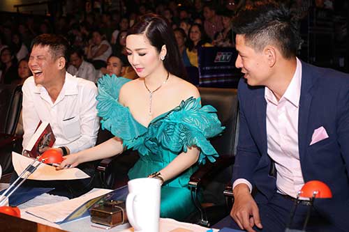 HH Giáng My buông lơi vai trần bên Lê Hoàng, Bình Minh - 10