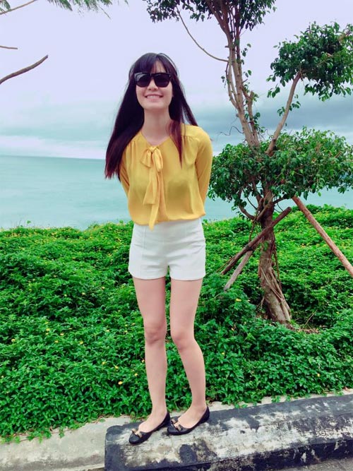 Ốc Thanh Vân cùng con trai quot;đón rétquot; ở Hà Nội - 10