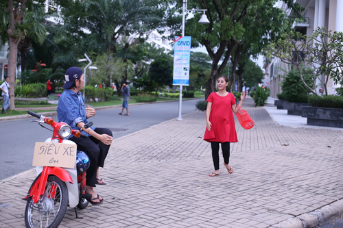 “Thần Tài” Hoài Linh đem may mắn đến cho bà bầu - 1