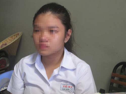 Chồng lao thẳng ô tô vào vợ khiến vợ nguy kịch - 3
