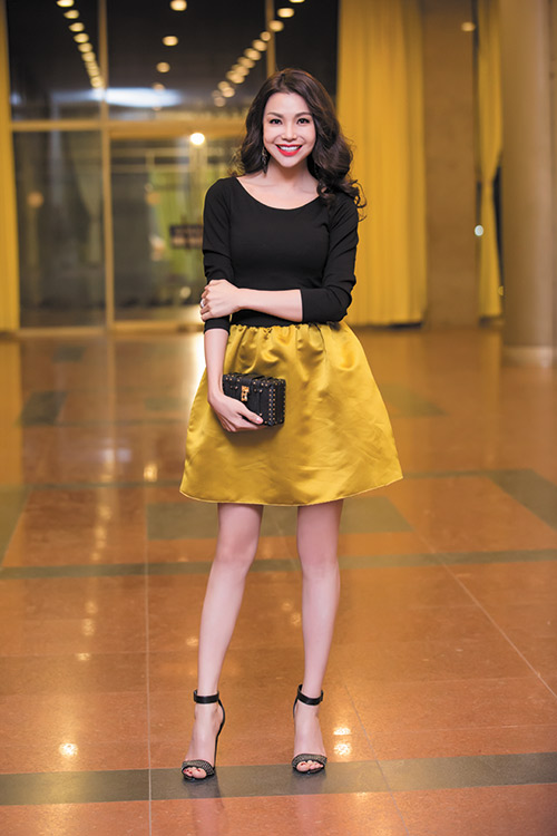 Trà Ngọc Hằng sexy hút hồn trên sân khấu - 2