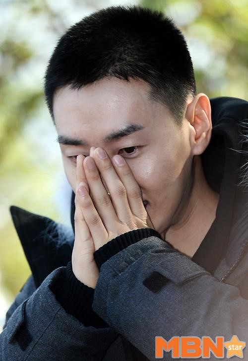 Tài tử Jang Dong Gun lộ vết hằn tuổi tác - 12