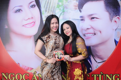 Ca sĩ Ngọc Linh bất ngờ tái xuất vì Ngọc Ánh - 10