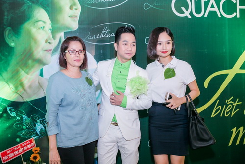 Việt Trinh thắm thiết ôm hôn Quách Tuấn Du - 9