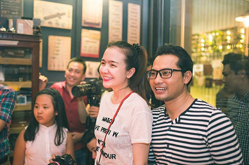 Vợ chồng Huỳnh Đông - Ái Châu khoe con trai bụ bẫm - 6
