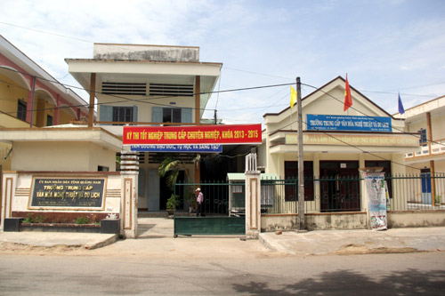 Trường đề nghị học viên dùng sim Vinaphone - 1