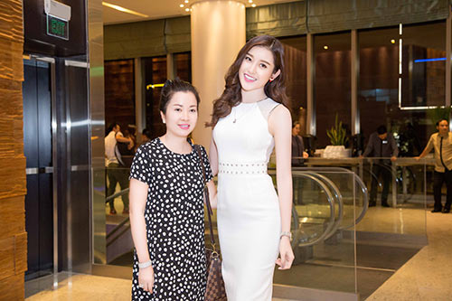 Á hậu Huyền My đẹp mọi góc nhìn - 8