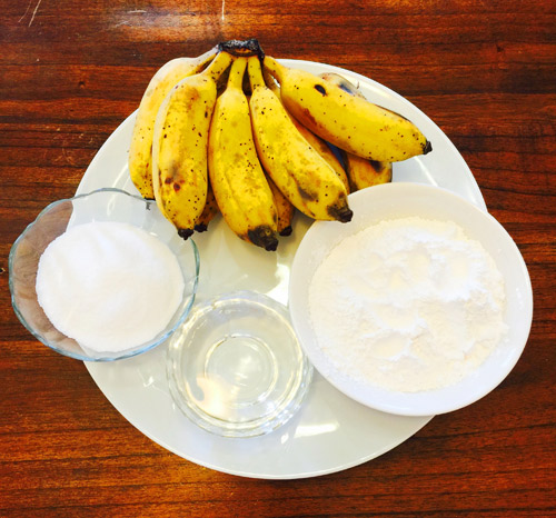 Thưởng thức bánh chuối hấp tuyệt ngon - 1