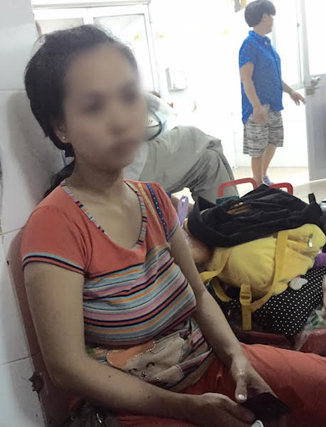 Gửi nhà trẻ, bé 13 tháng tuổi bị chấn thương sọ não - 1