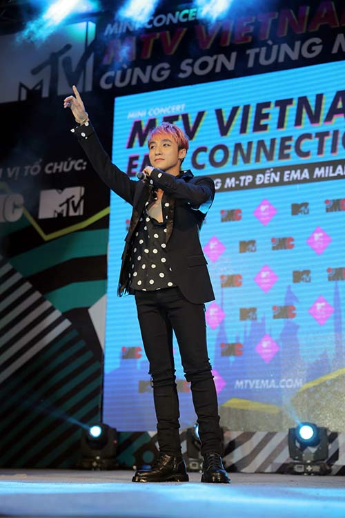 Sơn Tùng đại diện Đông Nam Á dự MTV EMA 2015 - 2