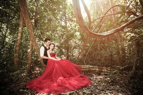 Siêu mẫu Ngọc Tình chụp ảnh cưới trong rừng sâu - 9