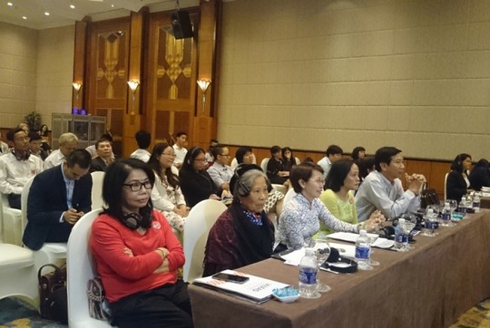 Biết con mình đồng tính, tôi thấy trời đất như sụp đổ - 2