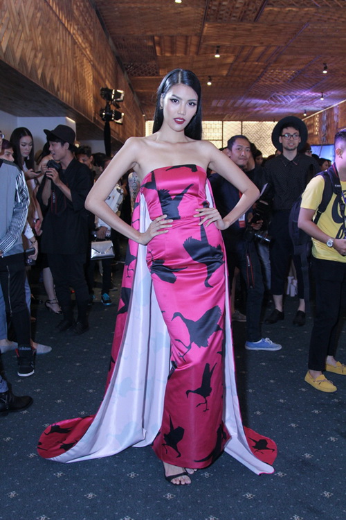 Diệp Bảo Ngọc được quot;trai lạquot; đưa đón trong đêm - 10