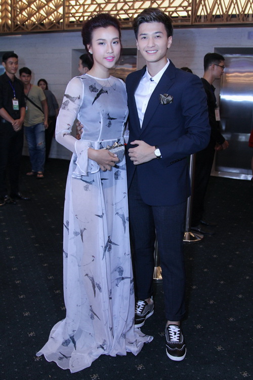 Diệp Bảo Ngọc được quot;trai lạquot; đưa đón trong đêm - 9