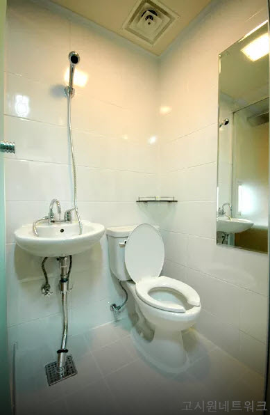 Dân Hàn mê mẩn phòng hộp diêm giá rẻ, cho ăn miễn phí - 5