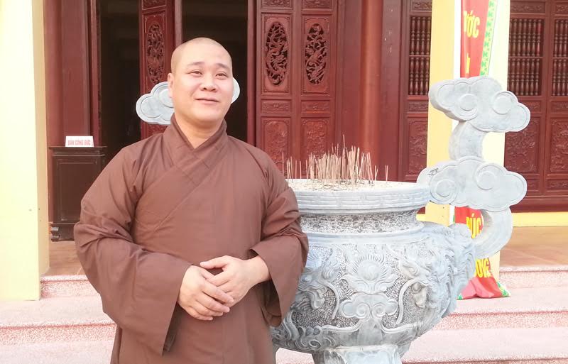 CA Hưng Yên thông tin vụ bé gái thương tích bị nhốt trong chùa - 2