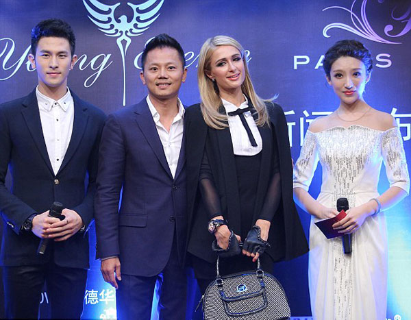 Hoàng tử Anh tiết lộ 2 nhóc tì Hoàng gia rất khác biệt - 8