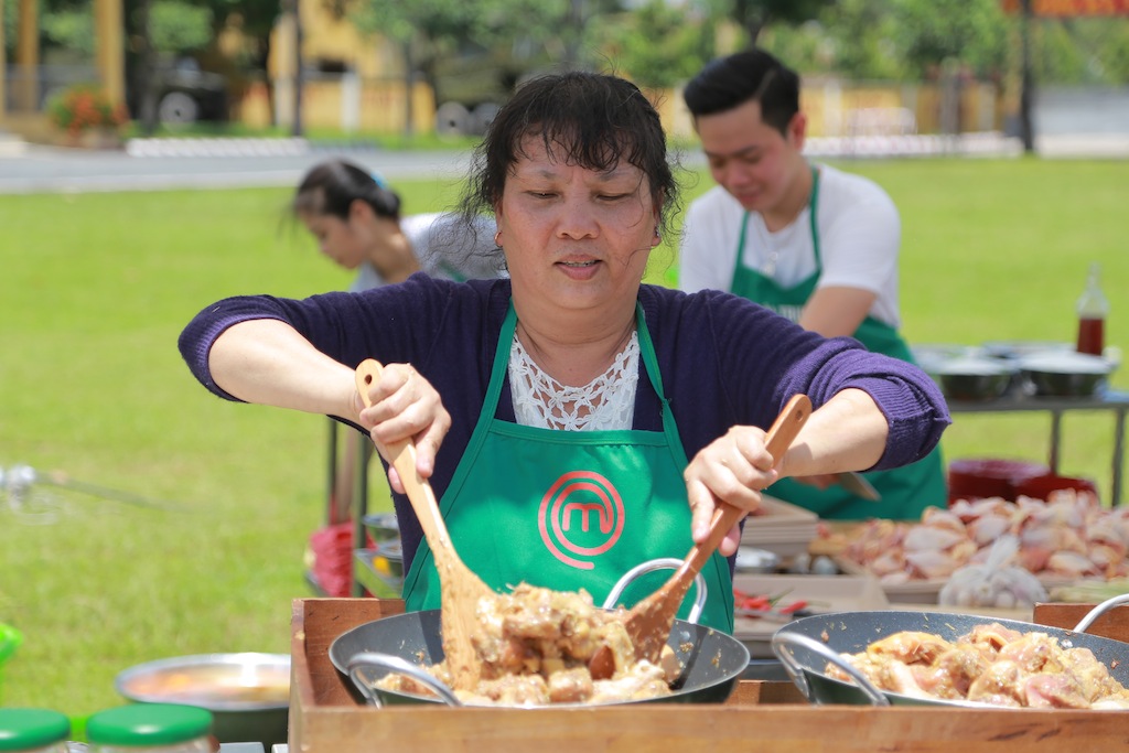 Masterchef VN: Cô Kim Oanh sững sờ vì phải ra về - 3