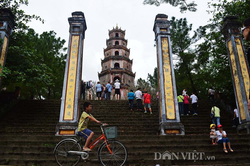 Vẻ đẹp kiến trúc tháp Phước Duyên và chùa Linh Mụ - 1