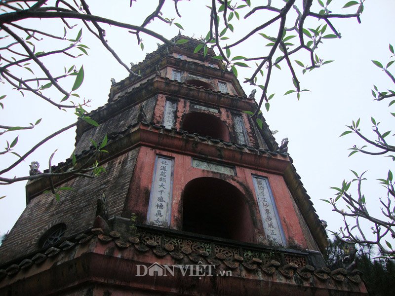 Vẻ đẹp kiến trúc tháp Phước Duyên và chùa Linh Mụ - 4